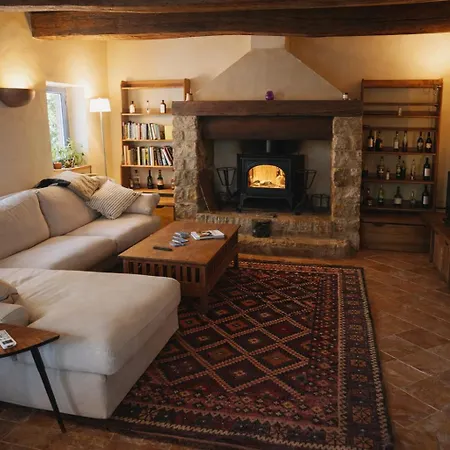 Scappo In Umbria, Torreluca *