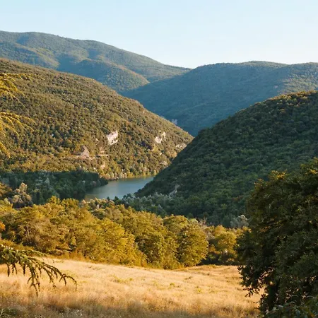 Scappo In Umbria, Torreluca Casemascie